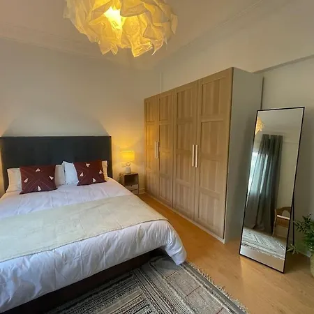 Ybh Urzaiz 33-35, 3 * Vigo