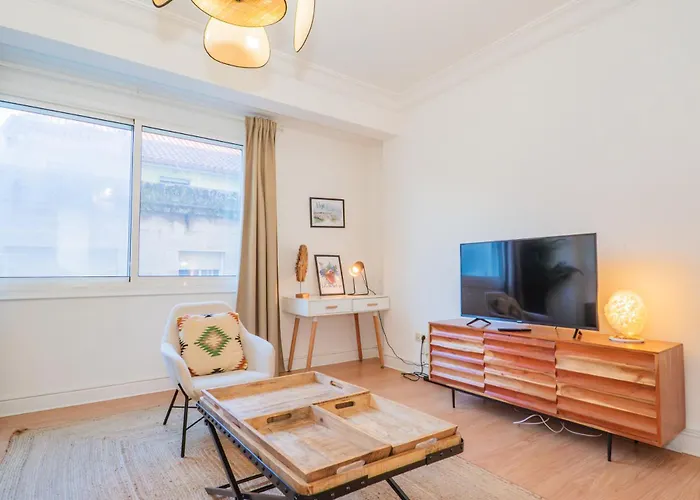 Ybh Urzaiz 33-35, 3 Apartment