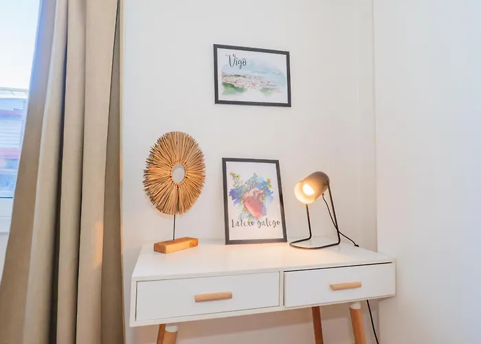 Ybh Urzaiz 33-35, 3 * Vigo