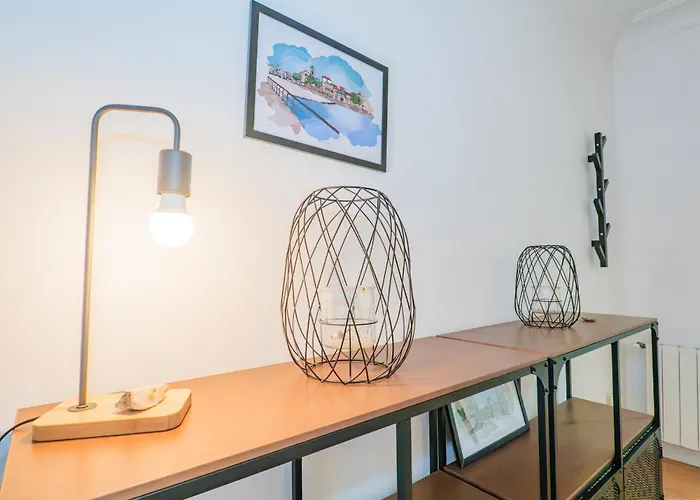 Ybh Urzaiz 33-35, 3 Vigo